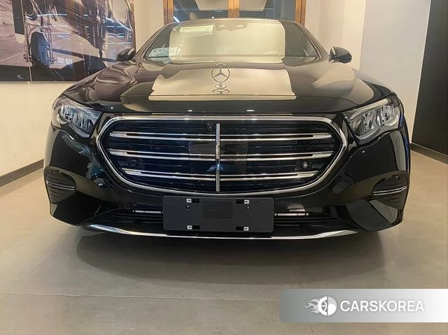 Mercedes-Benz E-class id 4265122 из Китая 8