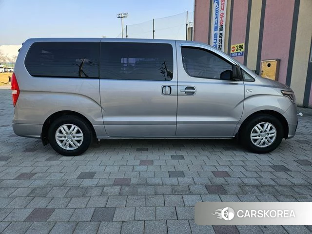 Hyundai The New Grand Starex id 3935989 из Кореи 18