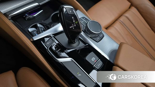 BMW 5 Series (G30) id 4357087 из Кореи 31