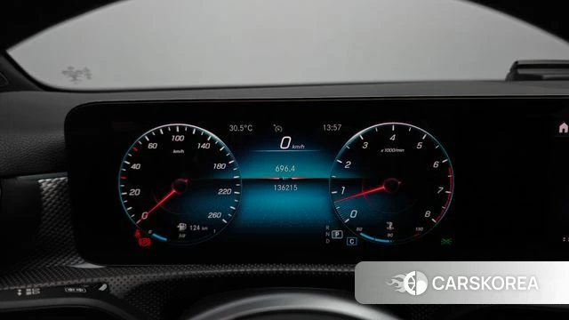 Mercedes-Benz A-Class W177 id 4625281 из Кореи 29