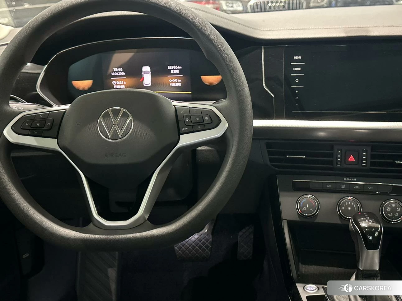 Volkswagen Passat id 4479613 из Китая 11