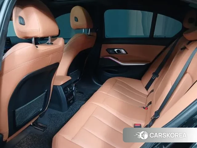 BMW 3 Series (G20) id 3353980 из Кореи 18