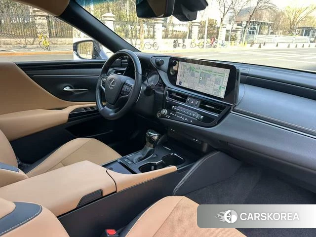 Lexus ES id 4209087 из Китая 18
