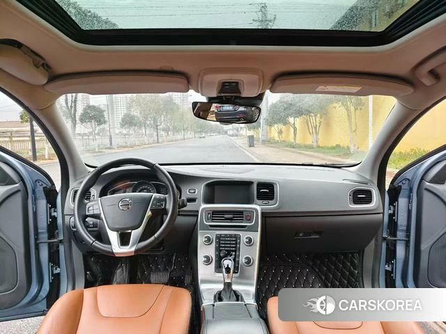 Volvo S60 id 4213794 из Китая 8