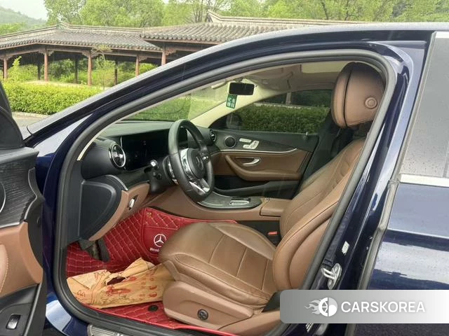 Mercedes-Benz E-class id 4241609 из Китая 9