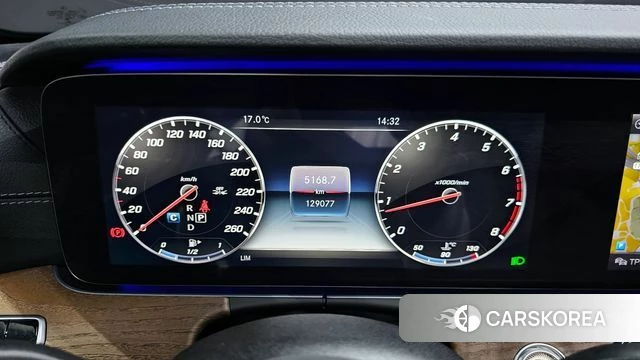 Mercedes-Benz E-Class W213 id 3828952 из Кореи 18