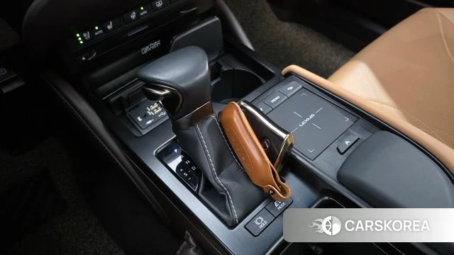 Lexus ES300h 7th generation id 4637211 из Кореи 35