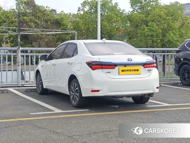 Toyota Corolla dual engine E+ id 4274609 из Китая 8