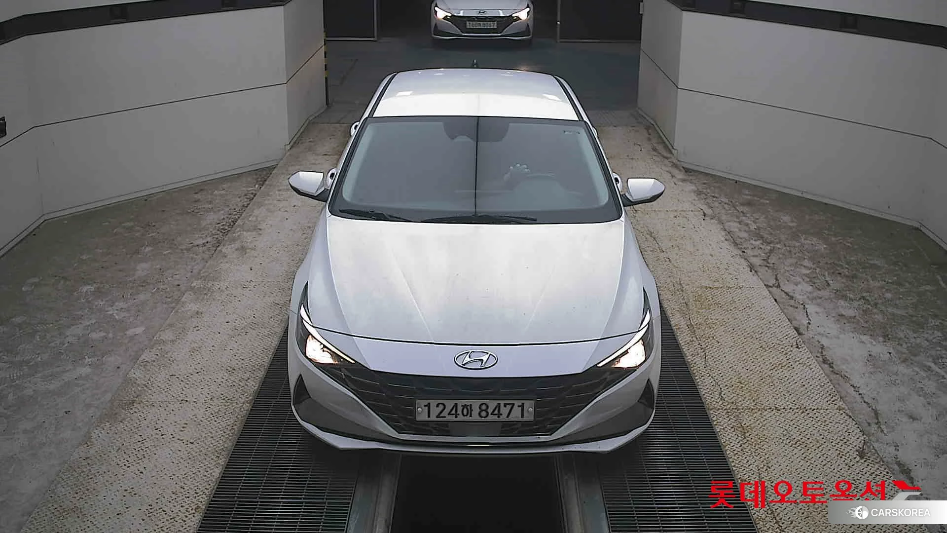 Hyundai Avante Hybrid id 4902383 из Кореи 35