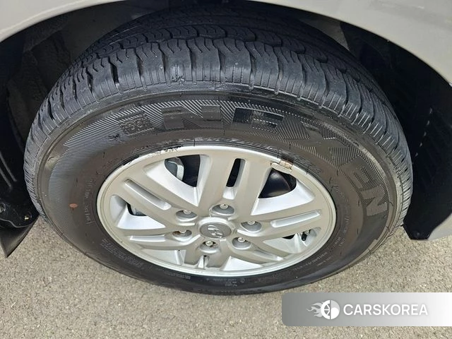 Hyundai The New Grand Starex id 4363144 из Кореи 18