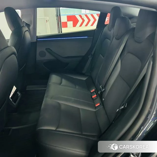 Tesla Model 3 id 4254089 из Китая 8
