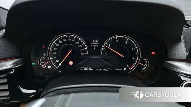 BMW 5 Series (G30) id 3357356 из Кореи 18