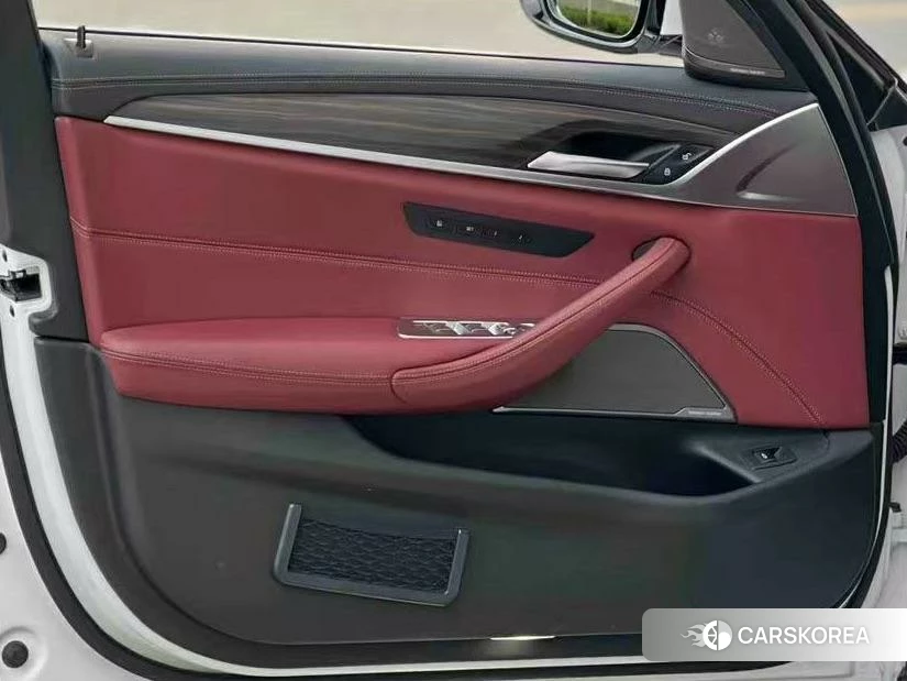 BMW 5 series id 4405721 из Китая 13