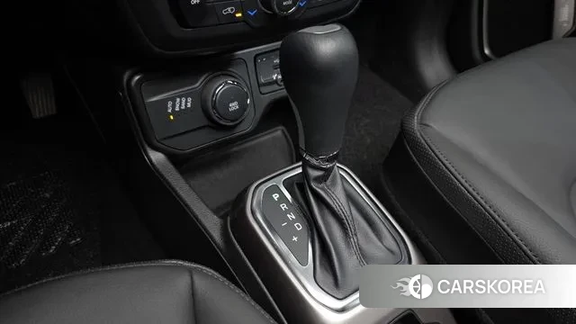 Jeep Renegade id 3389723 из Кореи 18