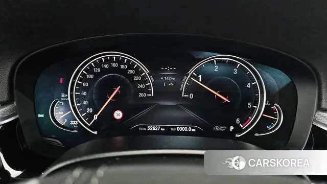 BMW 5 Series (G30) id 3357298 из Кореи 18