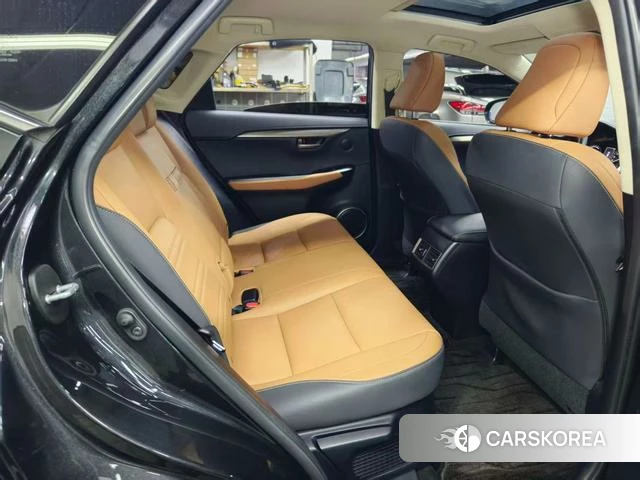 Lexus NX id 4279403 из Китая 20