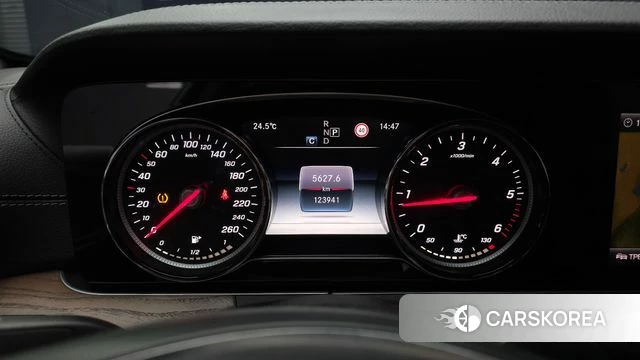 Mercedes-Benz E-Class W213 id 4286161 из Кореи 31