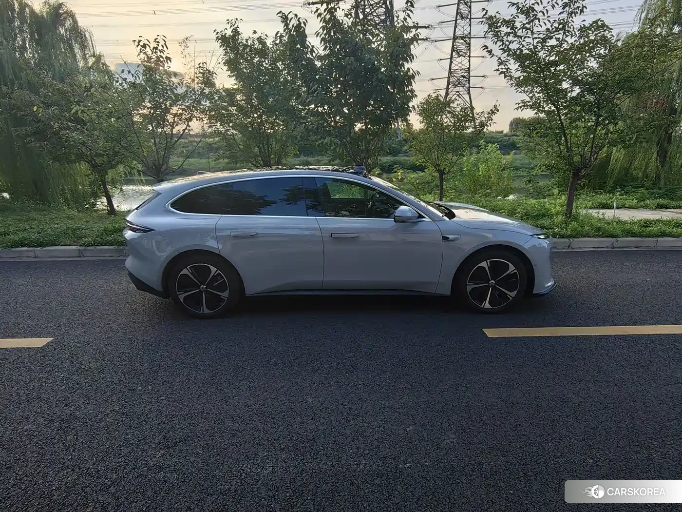 Weilai Nio ET5T id 4559823 из Китая 11