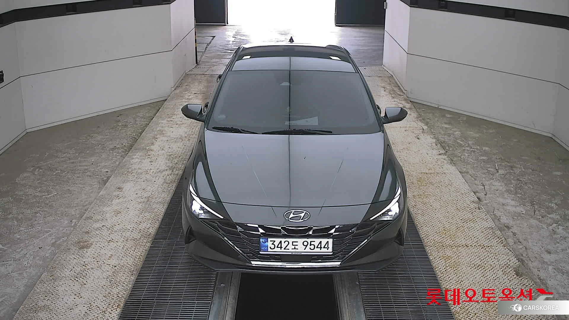 Hyundai Avante id 4347319 из Кореи 36