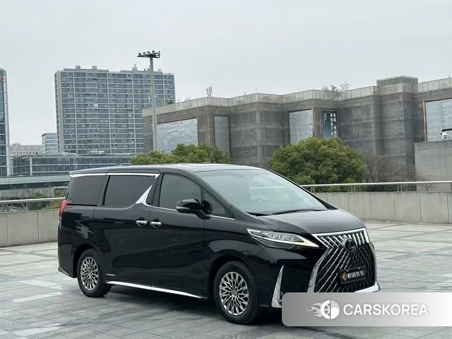 Lexus LM id 4276288 из Китая 12