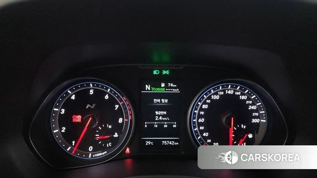 Hyundai Veloster (JS) id 4610014 из Кореи 28