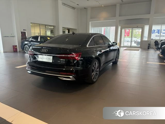 Audi A6L id 4182738 из Китая 14
