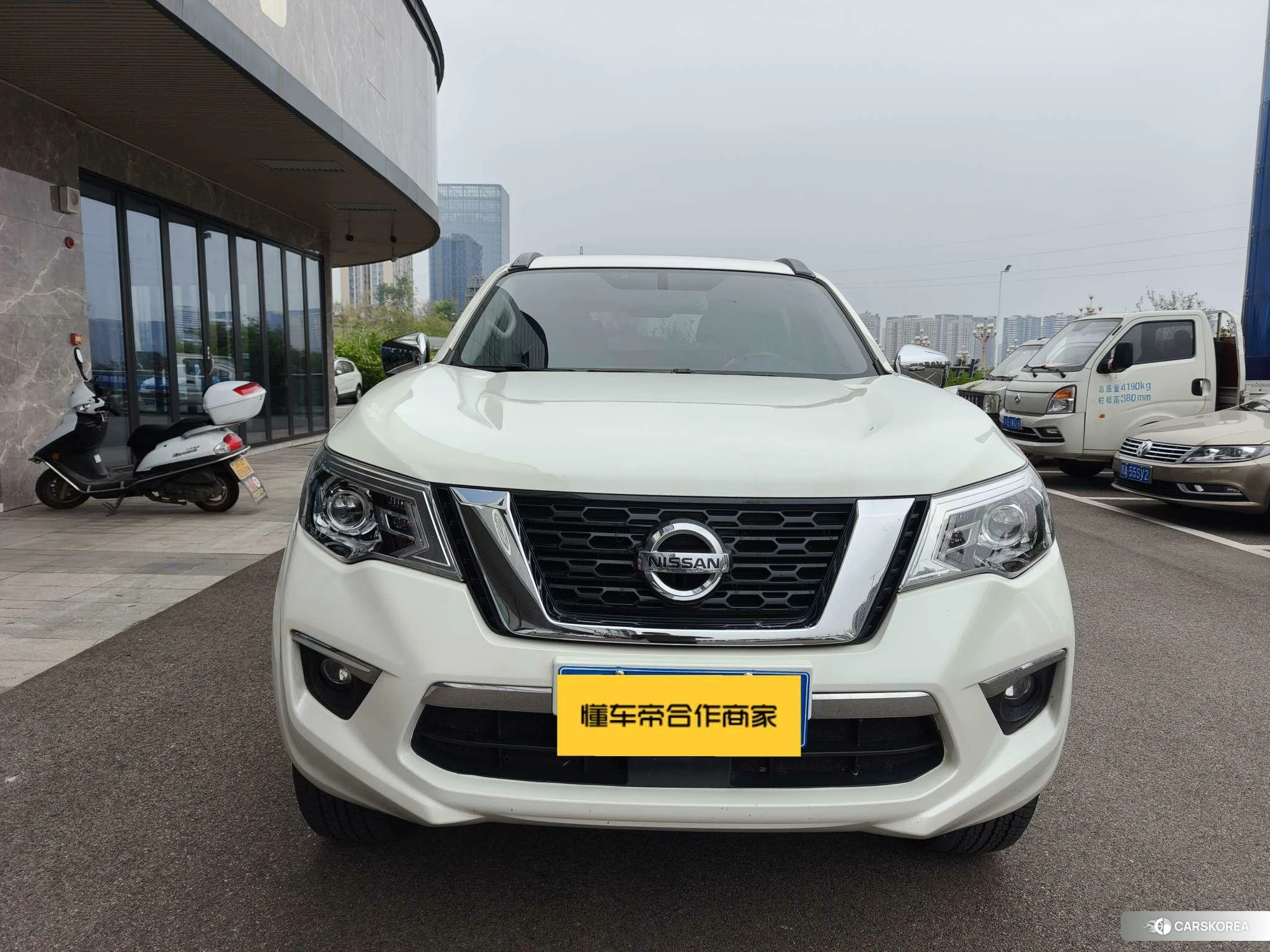Nissan Tuda id 4461327 из Китая 8