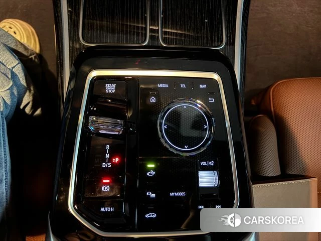 BMW 7 Series (G70) id 4499380 из Кореи 11
