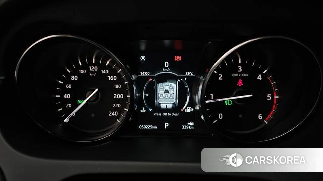 Land Rover Discovery Sports id 4610244 из Кореи 32