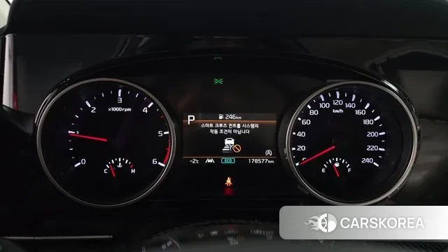 Kia Carnival 4th generation id 3607366 из Кореи 18