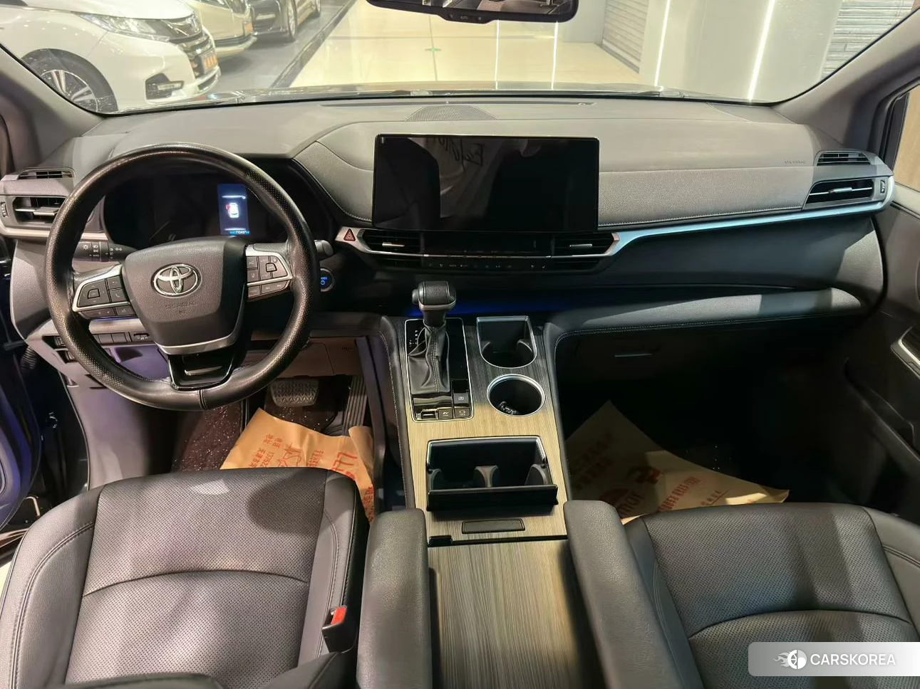 Toyota Sienna id 4461452 из Китая 8