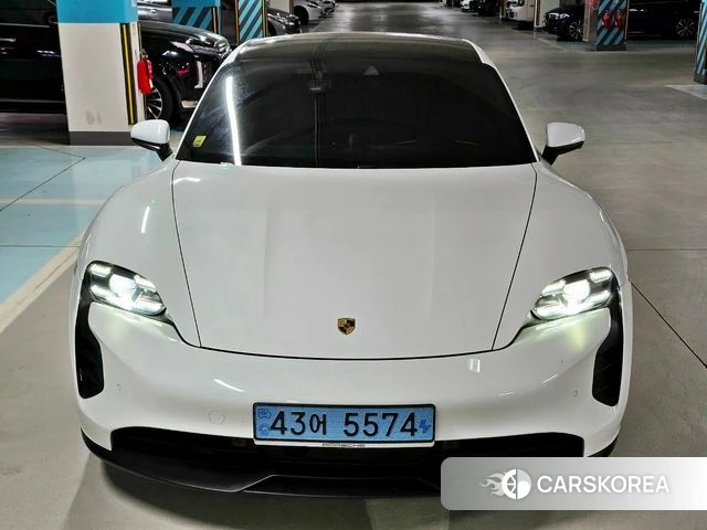 Porsche Taycan id 4304084 из Кореи 18