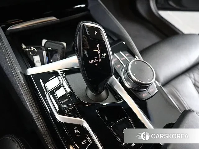 BMW 5 Series (G30) id 3522531 из Кореи 18