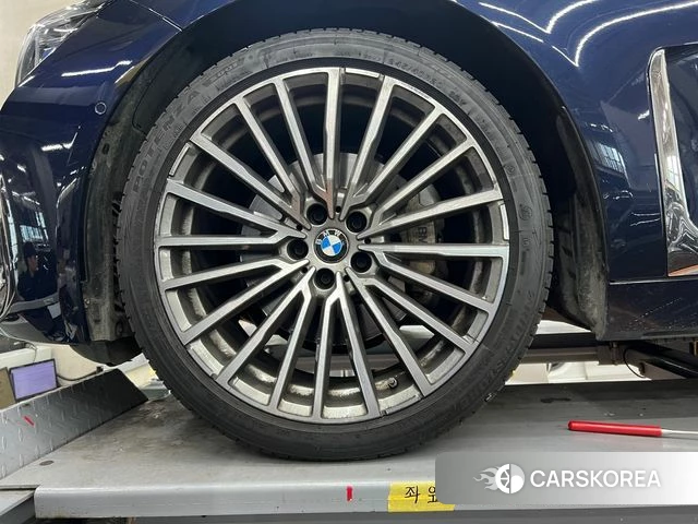 BMW 7 Series (G11) id 3965664 из Кореи 8