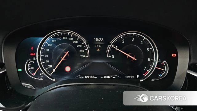 BMW 5 Series (G30) id 3899781 из Кореи 18