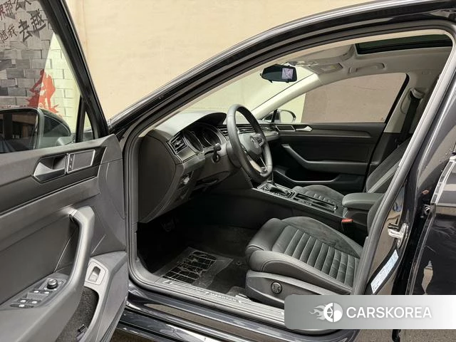Volkswagen Magotan id 3890526 из Китая 8