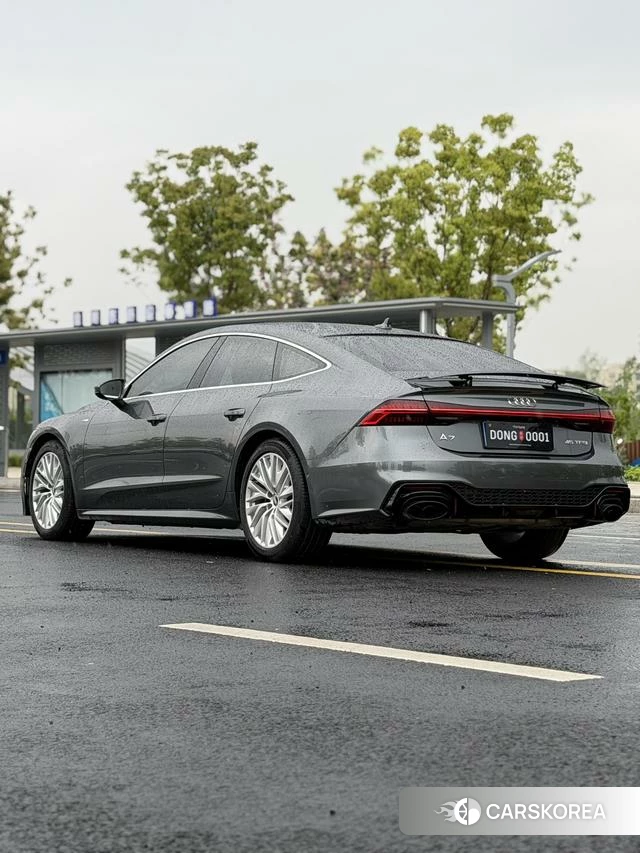 Audi A7 id 4240839 из Китая 12