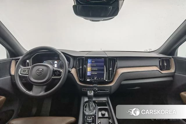 Volvo XC60 id 4212328 из Китая 22