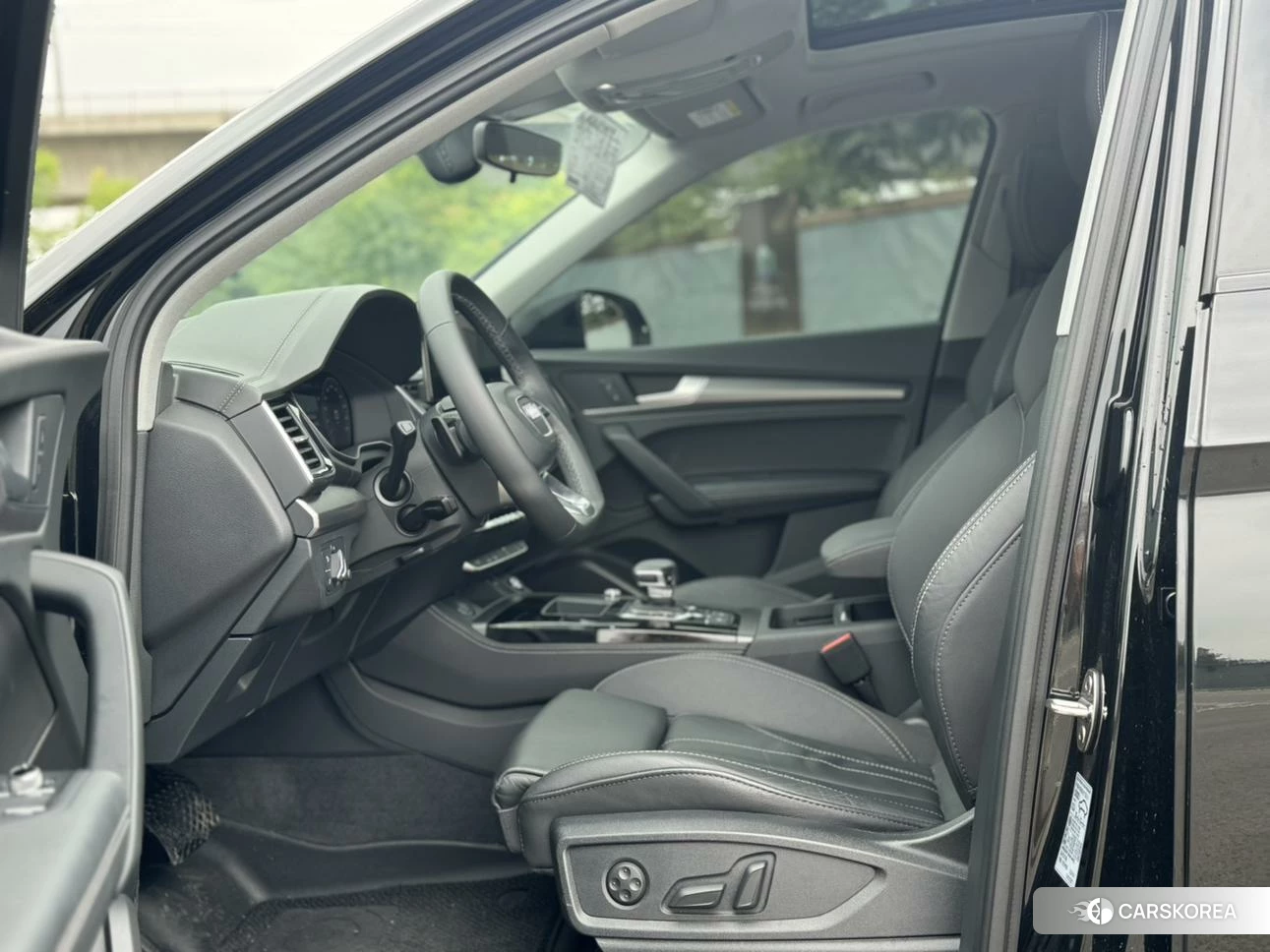 Audi Q5L id 4455741 из Китая 8