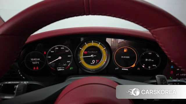 Porsche 911(992) id 4243500 из Кореи 18