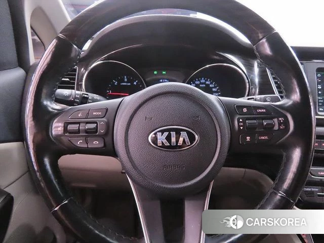 Kia The New Carnival id 4708676 из Кореи 18