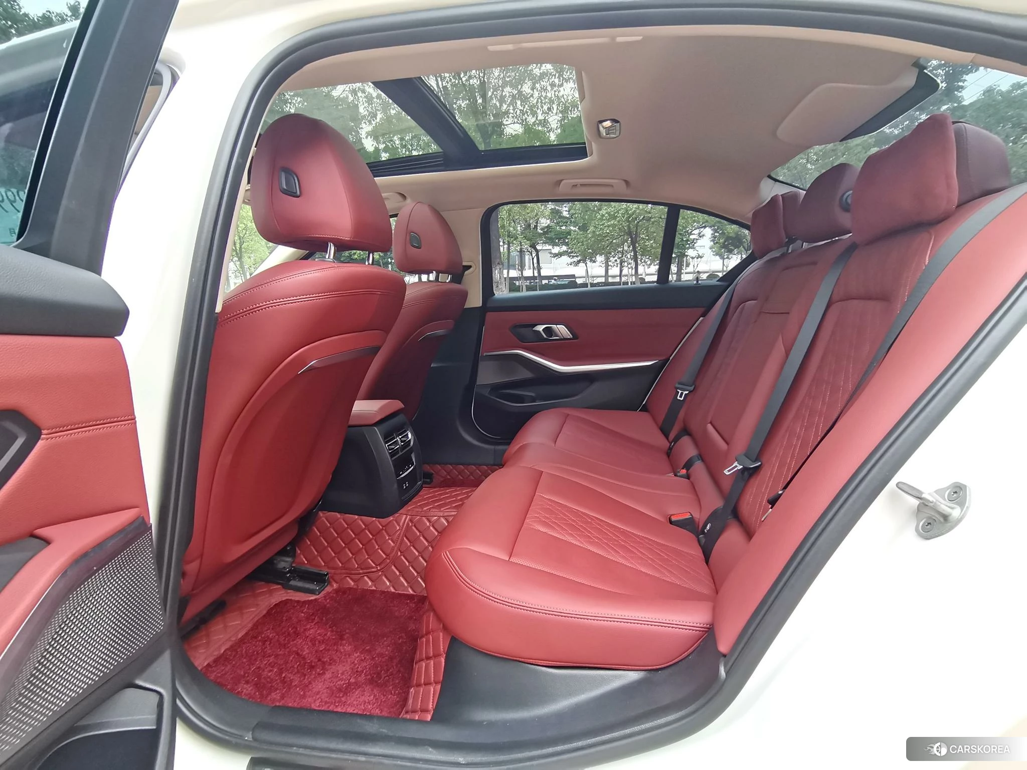 BMW 3 series id 4473557 из Китая 24