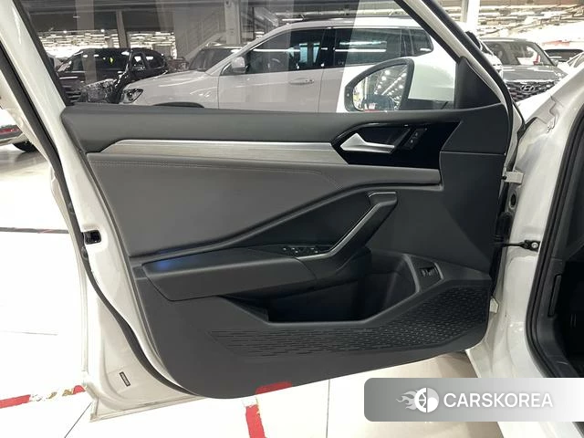 Volkswagen Sagitar id 4272734 из Китая 19