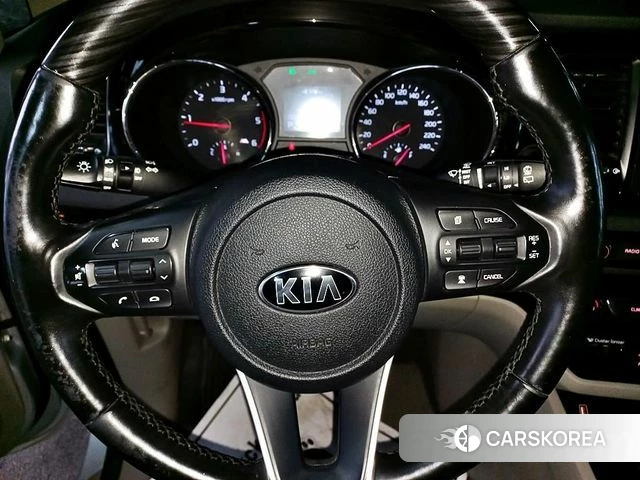 Kia The New Carnival id 4620228 из Кореи 18