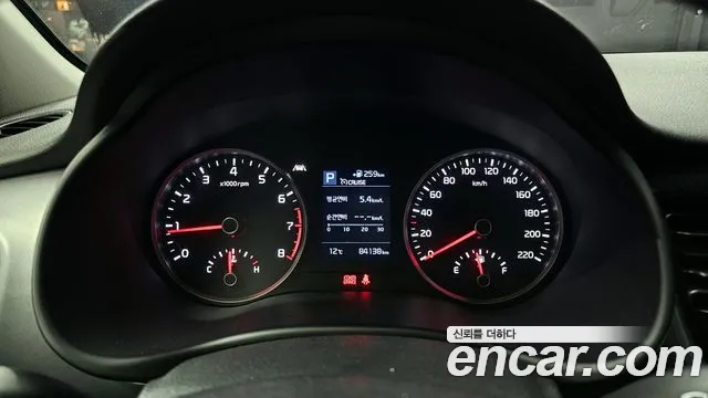 Kia Stonic id 2561231 из Кореи 18