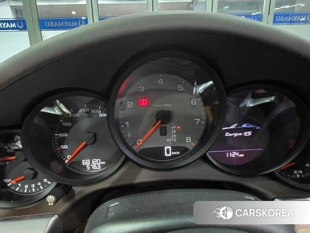 Porsche 911(992) id 4563378 из Кореи 18