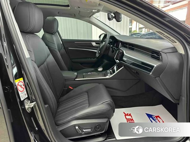 Audi A6L id 4259254 из Китая 18