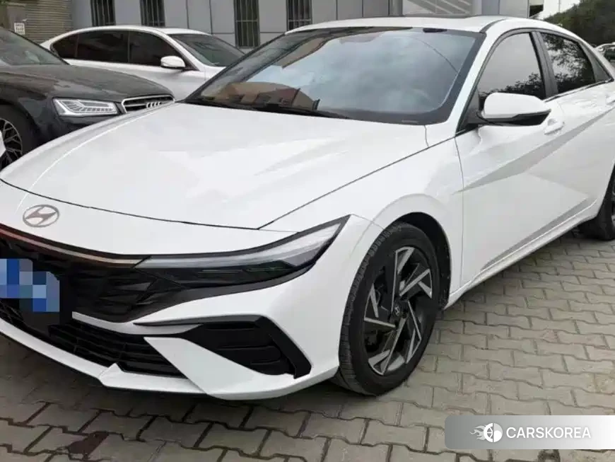 Hyundai Elantra id 4674383 из Китая 9