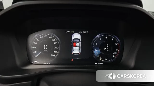 Volvo XC40 id 3557639 из Кореи 18