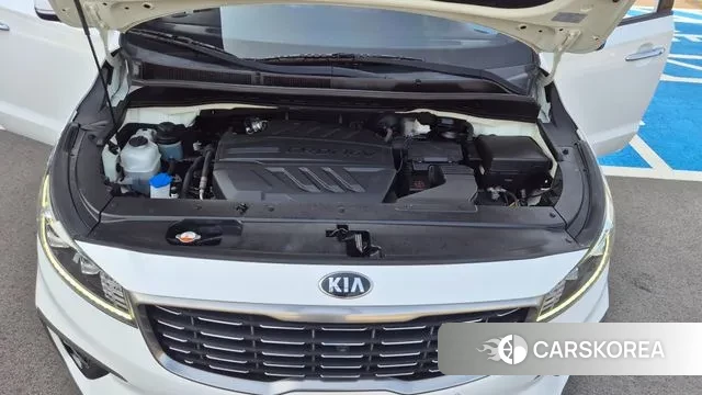 Kia The New Carnival id 3330257 из Кореи 18